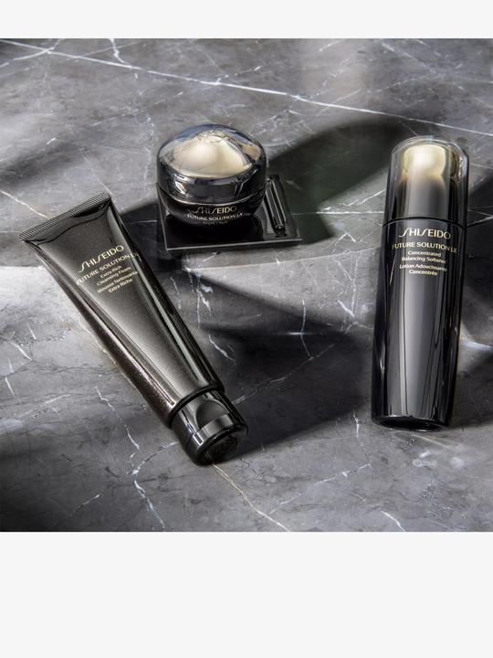Produktbild Shiseido Future Solution Concentrated Balancing Softener (Gesichtswasser, 125 ml)