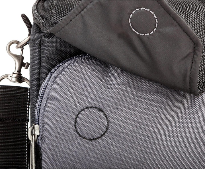 Actual product image Think Tank Mirrorless Mover 10 (Camera shoulder bag)