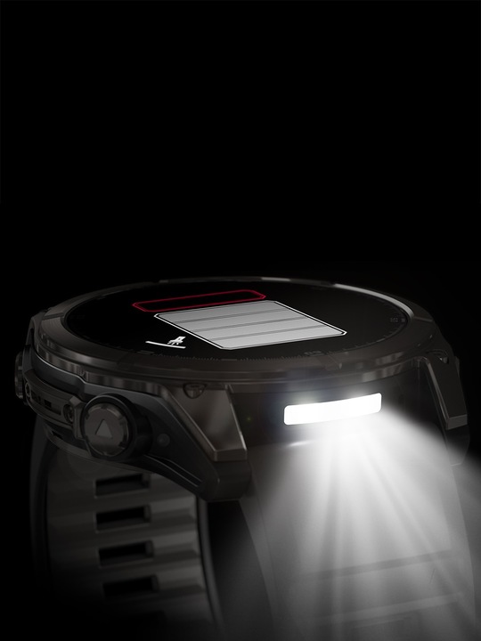Produktbild Garmin Fenix 8 AMOLED Sapphire Titan (51 mm)