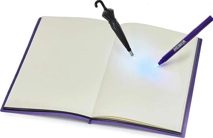 Image du produit Jada Journal de Wednesday (A5, Couverture rigide)