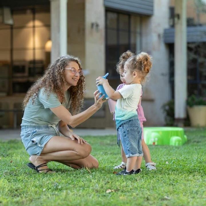 Actual product image Nuby Lernglas Nûby Blau (240 ml)