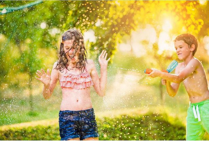 Immagine prodotto Pearl Set di 2 pistole ad acqua con connettore per bottiglie in PET (Bottiglia in PET)