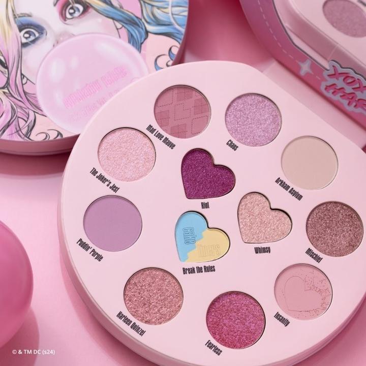 Produktbild essence Harley Quinn Eyeshadow Palette Hey Puddin' / 10,2 g