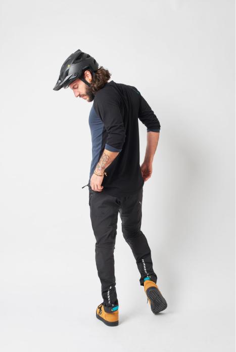 Actual product image dirtlej Trailscout Waterproof long trousers, black/lime, XXL (XXL)