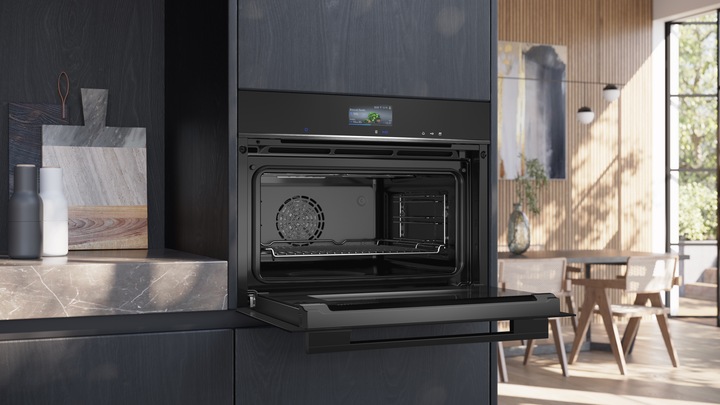 Actual product image Siemens Steam Oven CS736G1B1