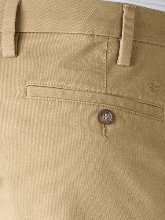 Immagine prodotto Dockers Smart 360 Chino B&T Modern Tapered khaki (W50/L30)