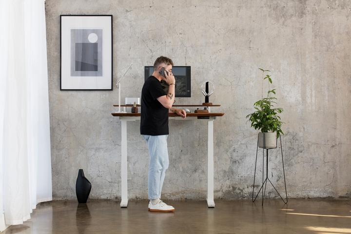 Produktbild Oakywood Standing Desk Holztisch mit Höhenverstellung - aus Massivholz - Walnuss / 120x60 / Weiss - (120 x 60 cm)