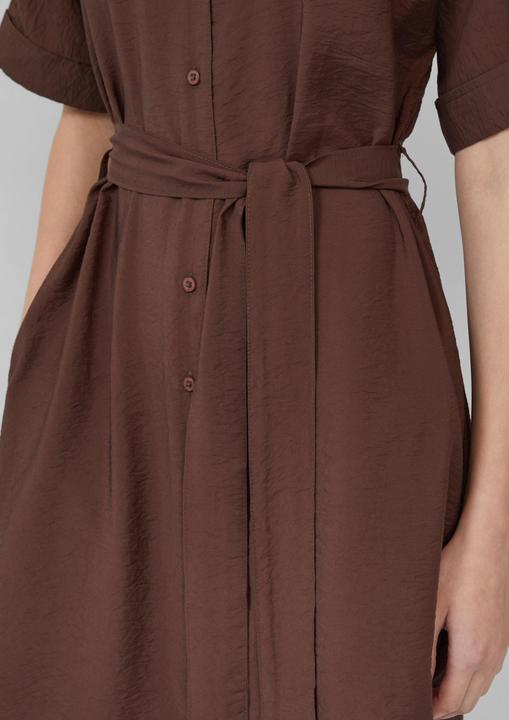Image du produit s.Oliver Kleid Hemdblusenkleid aus Viskosemix mit Eingrifftaschen (40)