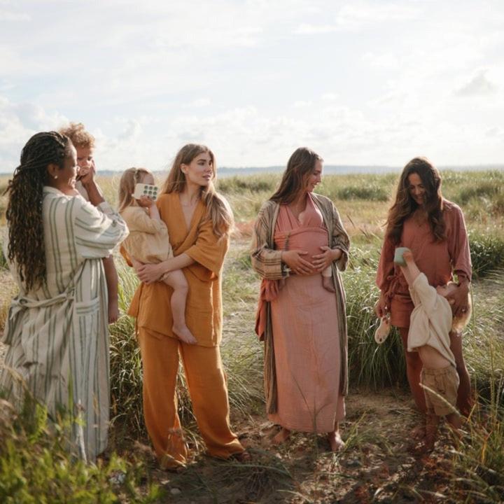 Produktbild Mushie Phone Druckspielzeug