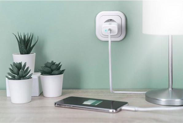 Produktbild Digitus Universal Ladeadapter, USB-C™, 20 W (20 W, 1 Port)