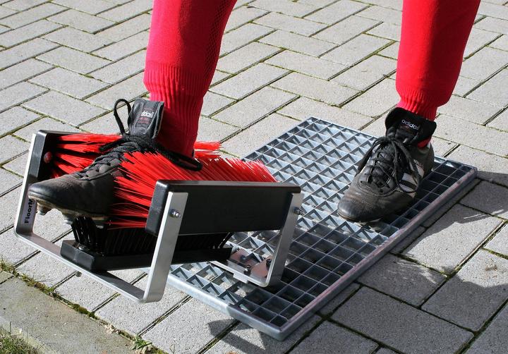 Actual product image Floormax Cleanser of studs