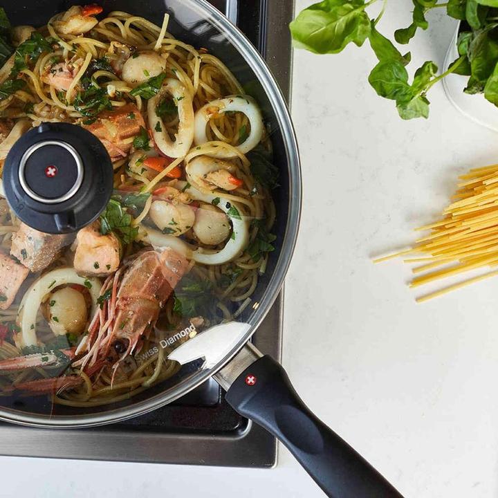 Produktbild Swiss Diamond XDClassic (Bratpfanne, Aluminiumguss, 28 x 7 cm)