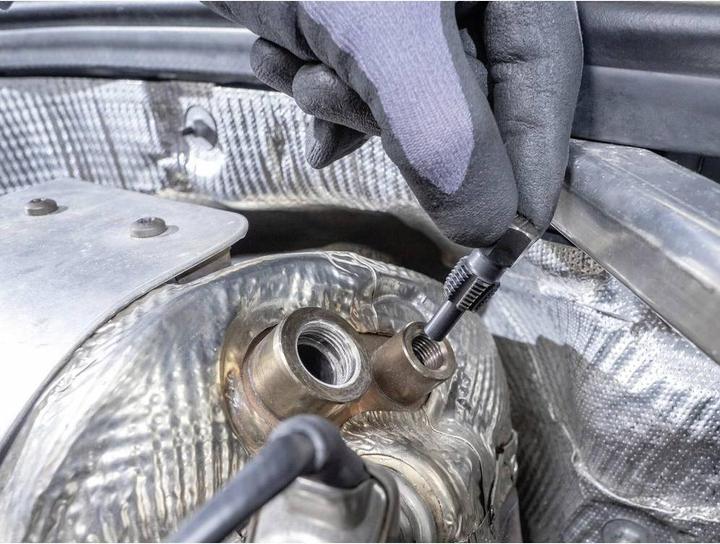 Produktbild HAZET Gewinde-Nachschneider Abgastemperatur-Sensoren / -Sonden 4683-14 ∙ Aussen-Sechskant 13 mm