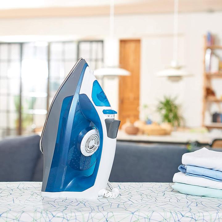 Actual product image Black & Decker BXIR2200E (2200 W, 150 g/min)