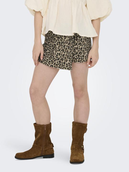 Produktbild Only KOGNAOMI Normal geschnitten Skorts Skorts (164)