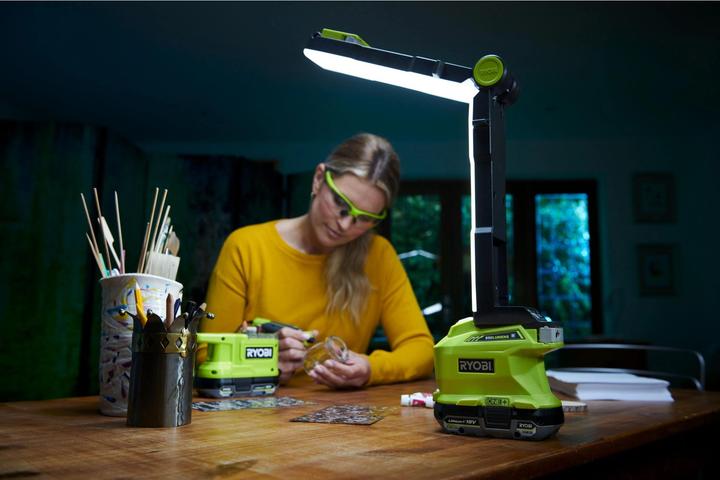 Actual product image Ryobi Stable lamp (850 lm)