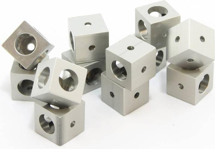 Image du produit MakerBeam Corner Cubes XL 15x15x15mm (12 pièces) (Projets Makerbeam)