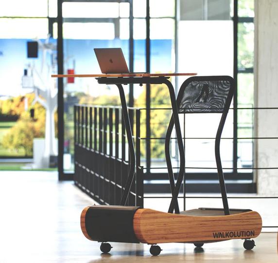 Produktbild Walkolution MTD700R Wanderlust inkl. Schreibtisch