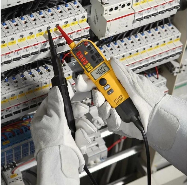 Actual product image Fluke Two-pole voltage tester T1 (CAT III 690V, CAT IV 600V)