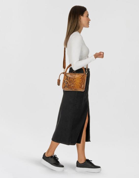 Actual product image Burkely Vintage Veda Schultertasche Leder 20 cm