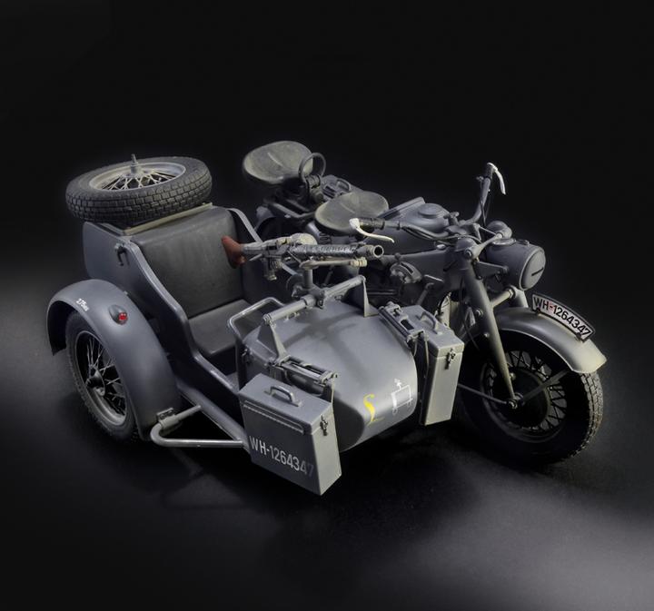 Actual product image 1:9 Zündapp KS 750