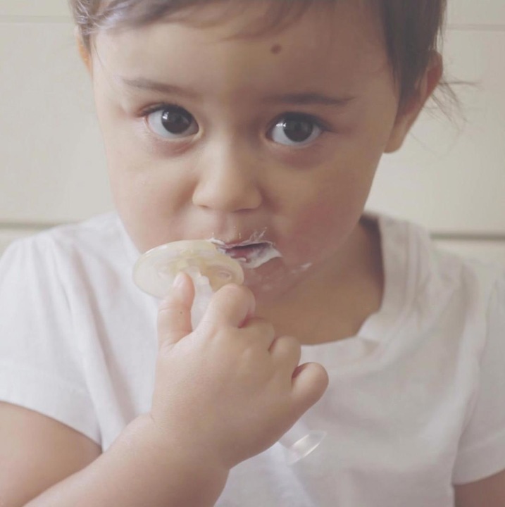 Produktbild Haakaa Baby Zahnbürste 360°