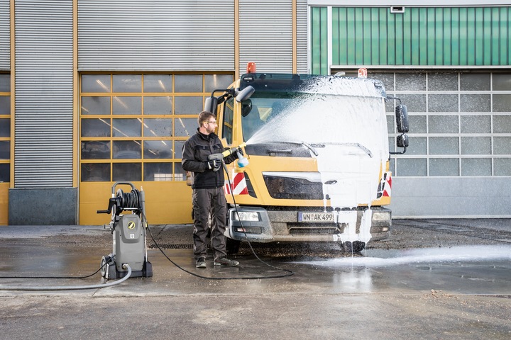 Actual product image Kärcher Professional High pressure cleaner (Electrical connection)