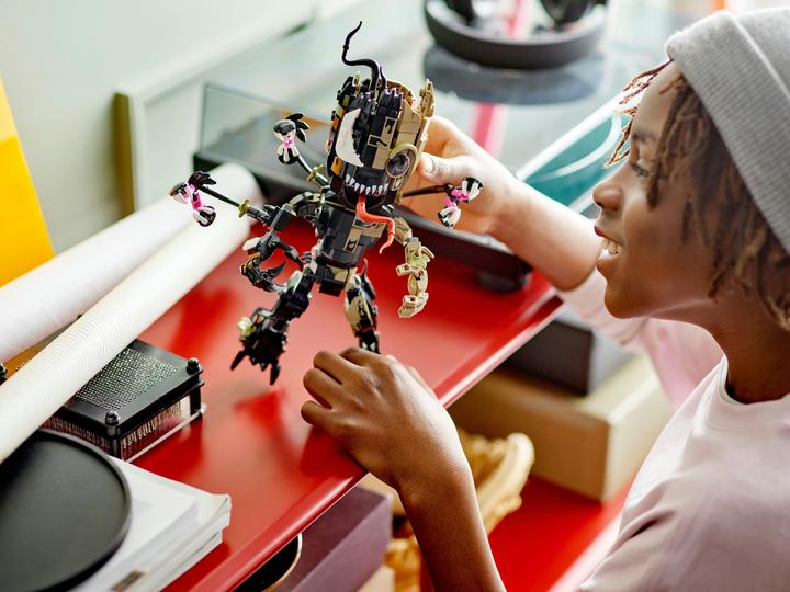 Image du produit LEGO Super Heroes - Venomized Groot (76249, LEGO Marvel)