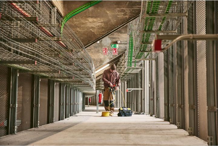 Actual product image Stanley SIDE VDE pliers 180mm (180 mm)