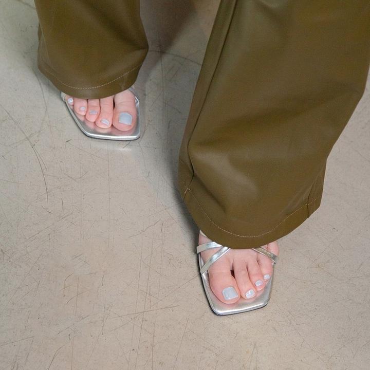 Immagine prodotto Love'n Layer - Punta solida Heavenlu Blu (Blu Heavenlu, Smalto per unghie effetto gel)