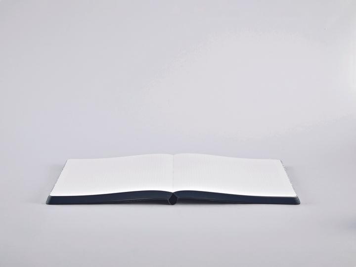 Actual product image Nuuna Graphic L, Frankfurt (165 x 220 mm, L, Dotted, Hardcover)