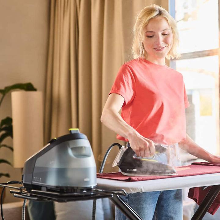 Actual product image Braun CareStyle 3 (2200 W, 500 g/min)