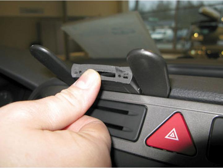 Image du produit Brodit 854135 Support voiture VW Golf Plus 05-14