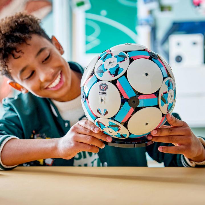 Immagine prodotto LEGO Calcio (43019, LEGO Editions)