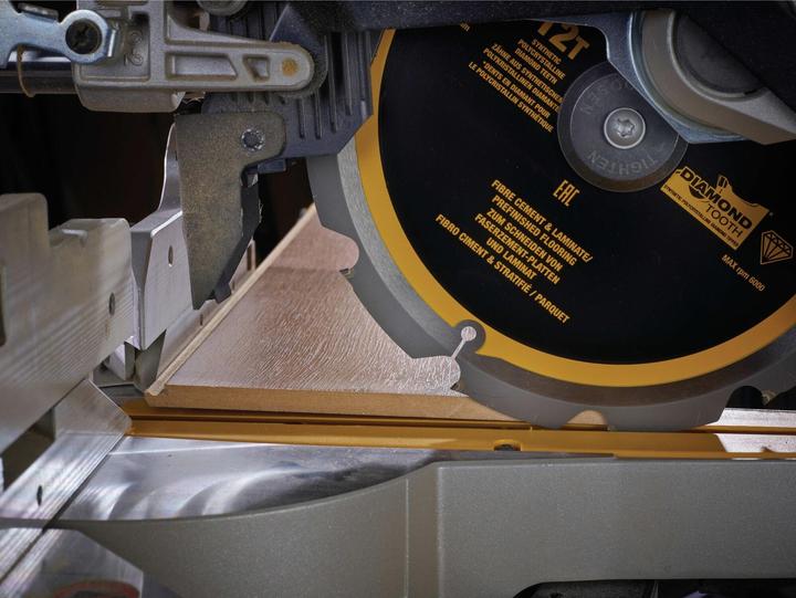 Image du produit DeWalt Lame de scie circulaire PCD 250/30mm 12Z