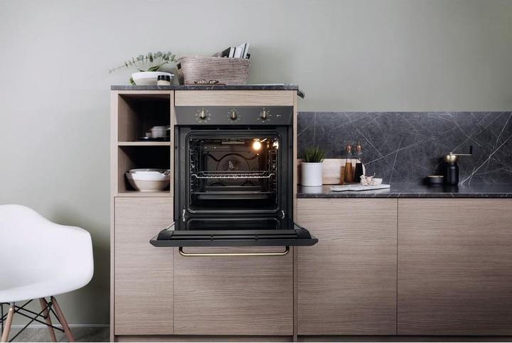 Actual product image Hotpoint FIT 834 AN HA oven 73 L A Anthracite