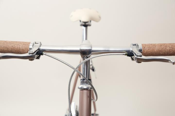 Actual product image MAY Yiwu (50 cm)