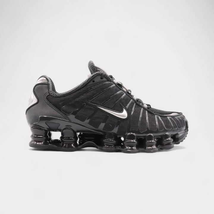 Metallic Silver, Off Noir
