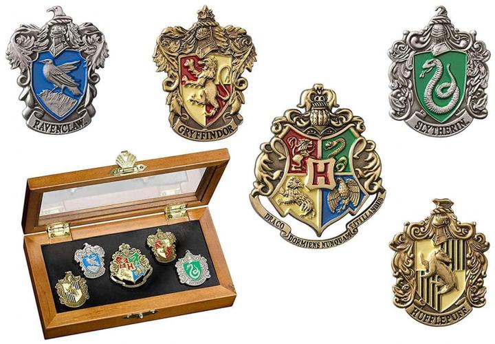 Noble Collection Harry Potter Pin Collection Hogwarts (5)