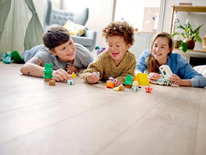 Image du produit LEGO DUPLO 10946 Aventure du campeur en famille (10946)