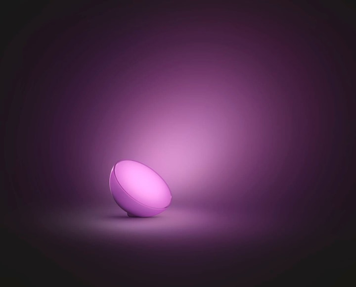 Image du produit Philips Hue Go Base BT (520 lm)