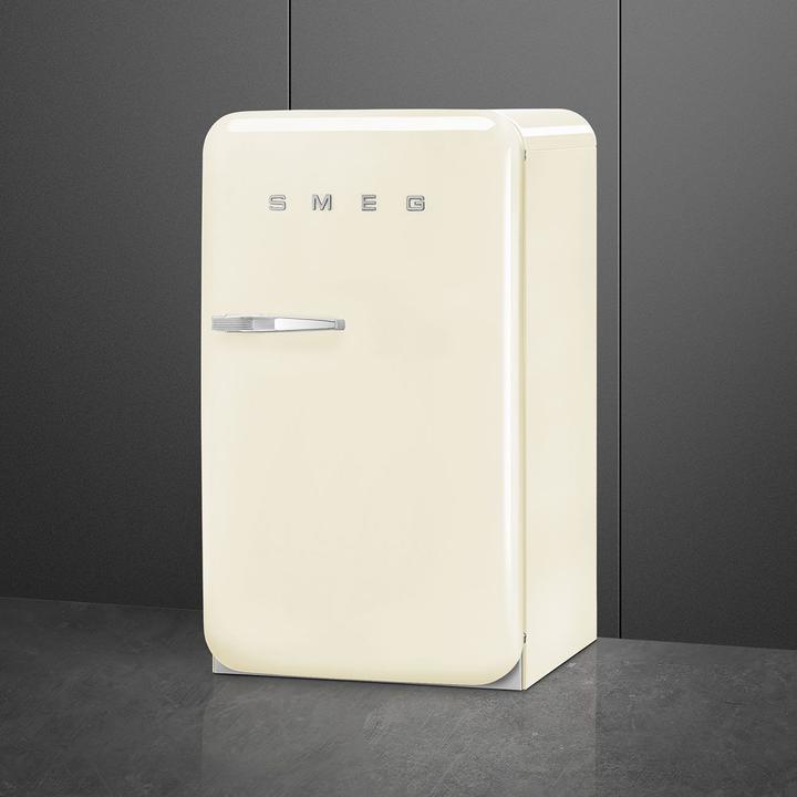 Image du produit Smeg Style rétro FAB10RCR6 (122 l)