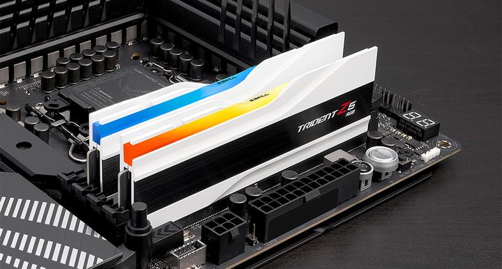 Produktbild G.Skill Trident Z5 (2 x 24GB, 4200 MHz, DDR5-RAM, DIMM)