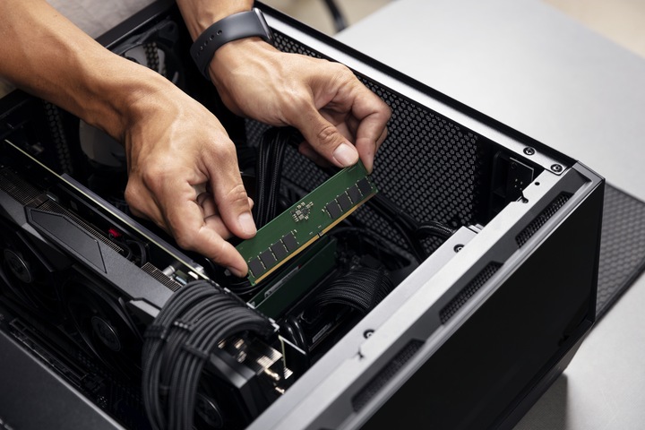 Actual product image Kingston ValueRam (1 x 16GB, 4800 MHz, DDR5 RAM, DIMM)