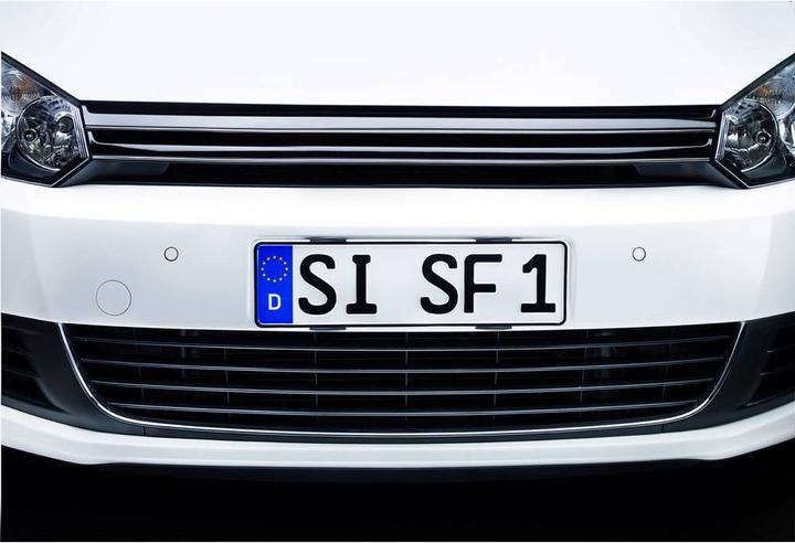 Actual product image HP Autozubehör Simple-Fix plastic licence plate holder black (Front)