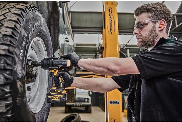 Image du produit DeWalt DCF 900 (Clé à chocs)