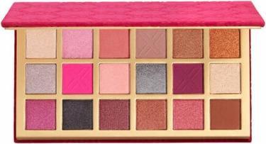 Actual product image Revolution Skincare Luxx Passion Eyeshadow Palette 18g