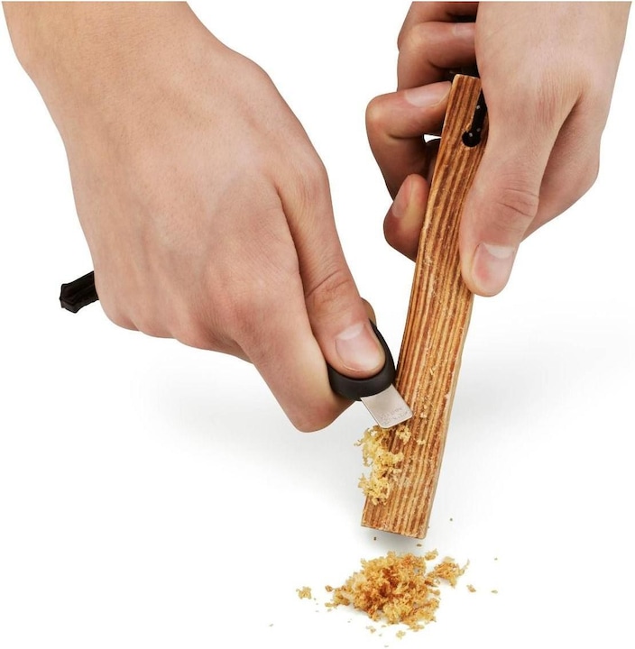 Immagine prodotto Light my Fire Tinder su una corda
