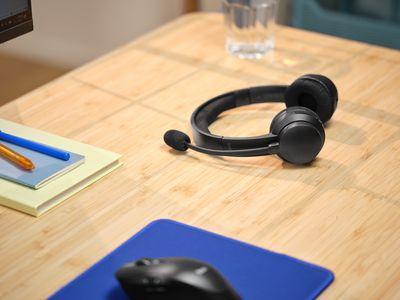 Actual product image Trust AYDA USB-ENC PC Headset (Cable, Wireless, USB-C)