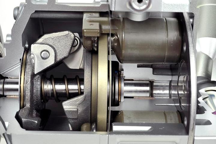 Actual product image Valeo AC-COMPRESSOR DCS-17E